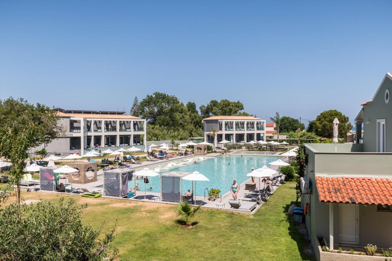 Acharavi Beach Hotel Bagian luar foto
