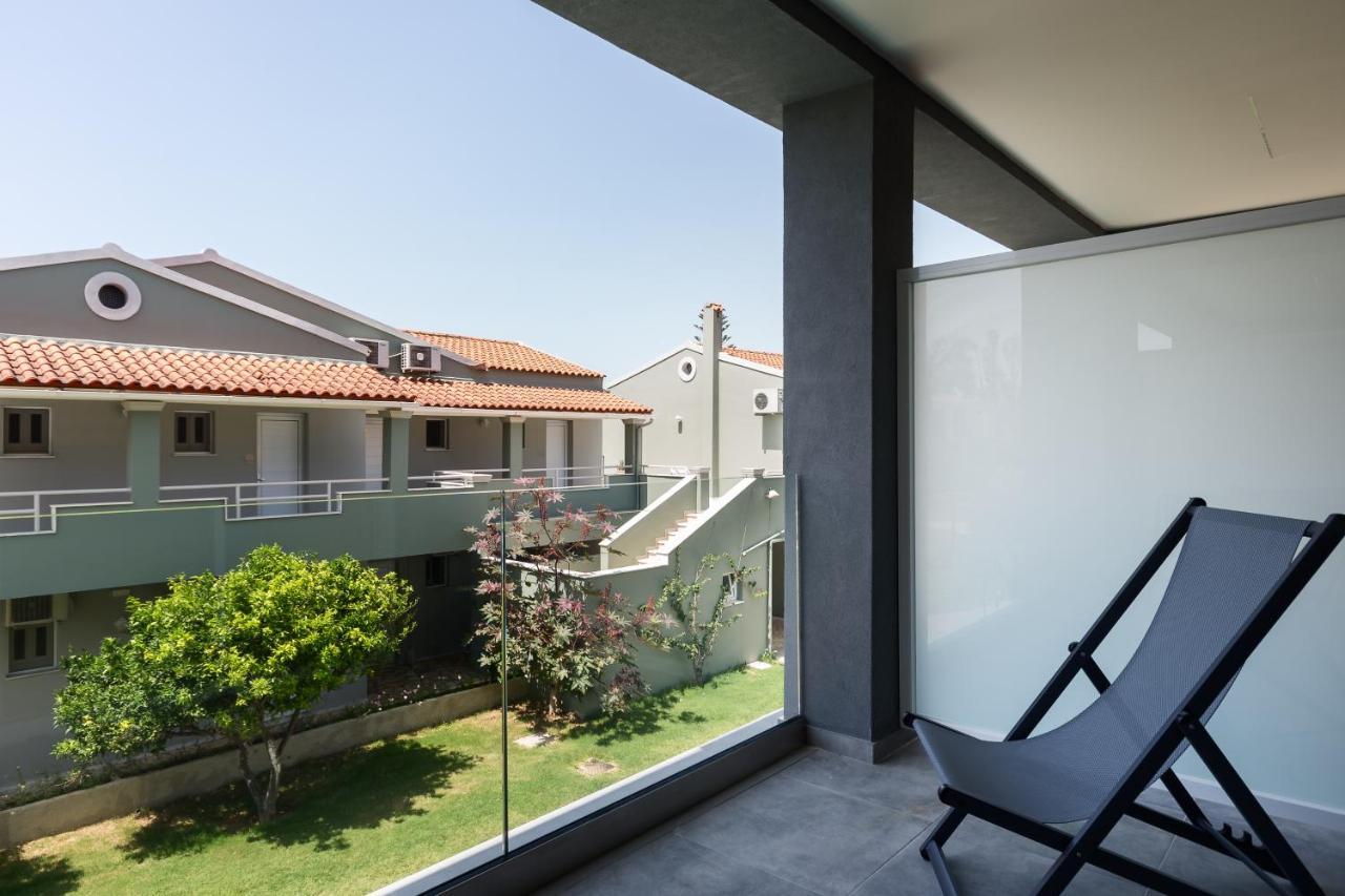 Acharavi Beach Hotel Bagian luar foto